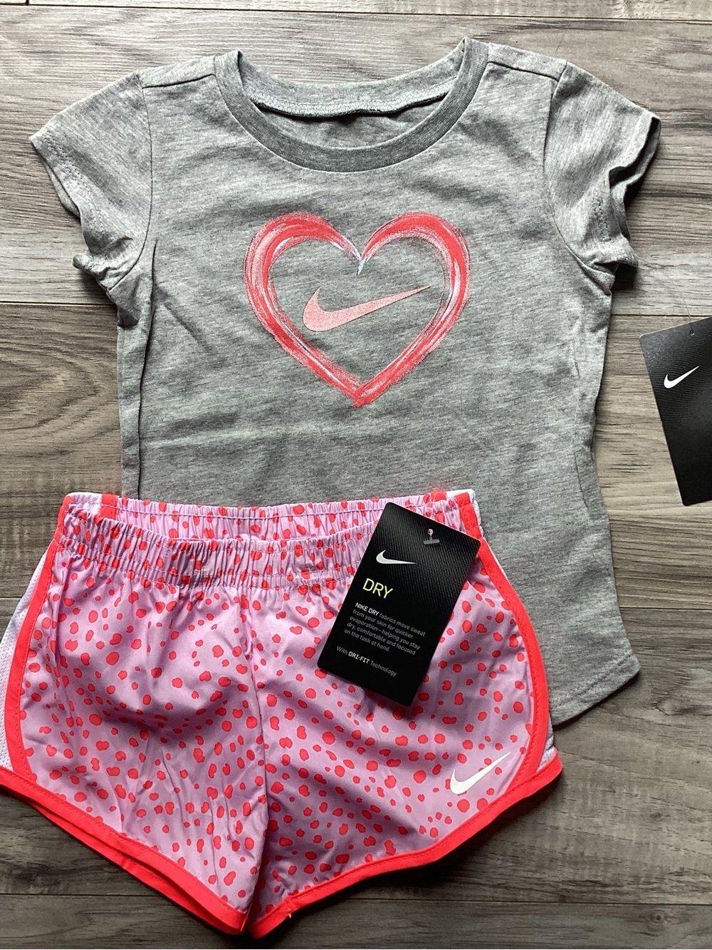 Nike Girls Shorts outfit size 24 months/2T(NWT) ~PRICE FIRM, NO OFFERS~